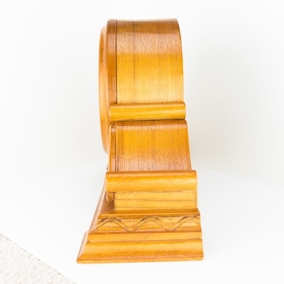 Daniel Dakota Quartz Westminster Chime Mantel Clock Perfect for Restoration - Picture 4 of 5